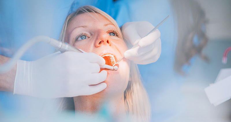 What Is the Difference Between a Dentist and Orthodontics?