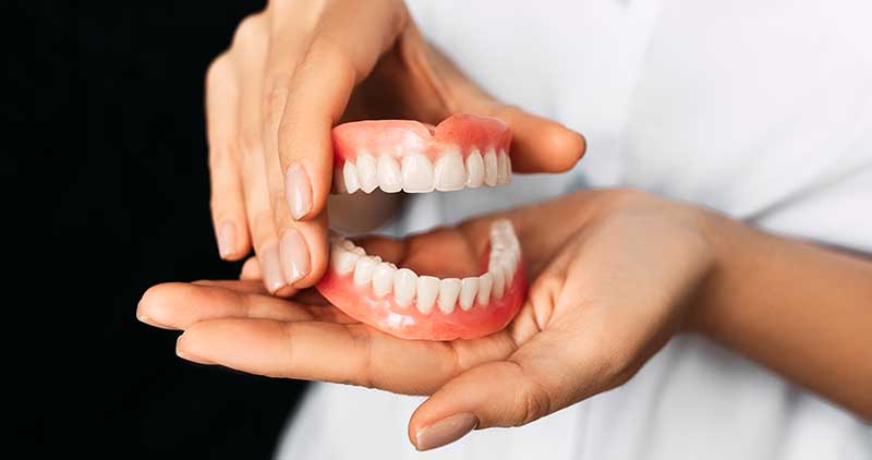 The Best Way to Clean Dentures